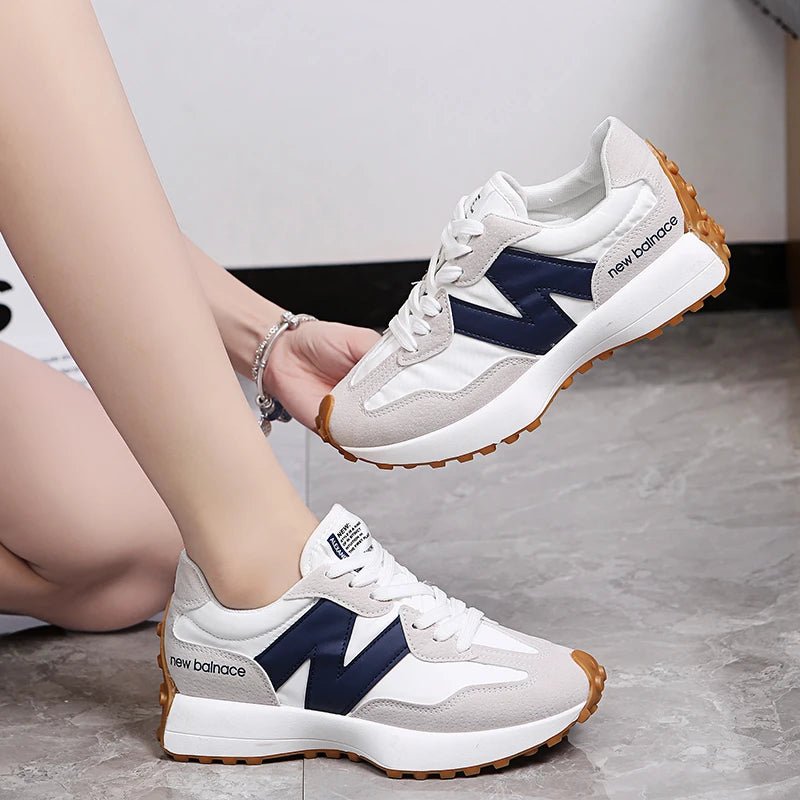 Women's Causal Sneakers New Autumn Shoes Woman Fashion Breathable Lace Up Sports Shoes for Women Platform Walking Designer Shoes