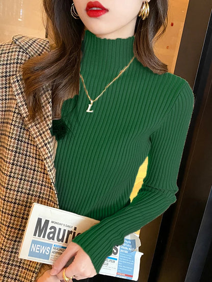 Elegant Knitted Turtleneck Sweater – Slim Fit Women’s Top